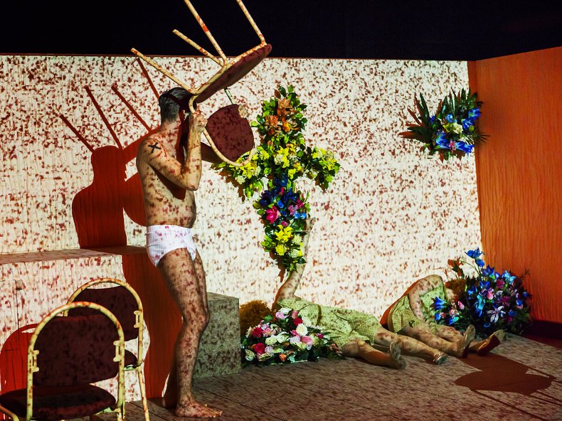 © Rolf Arnold, "die hockenden"