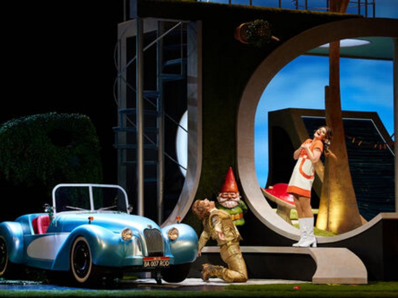 © Christian Pogo Zach