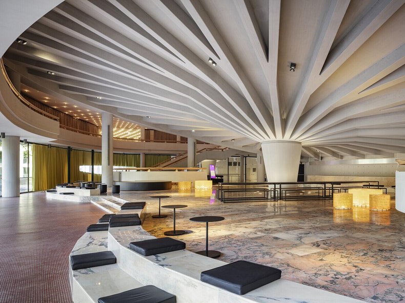 © ingenhoven architects / HGEsch